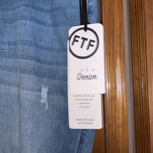 Fashion to Figure jeggings size 3(3x) - Picture 2 of 4